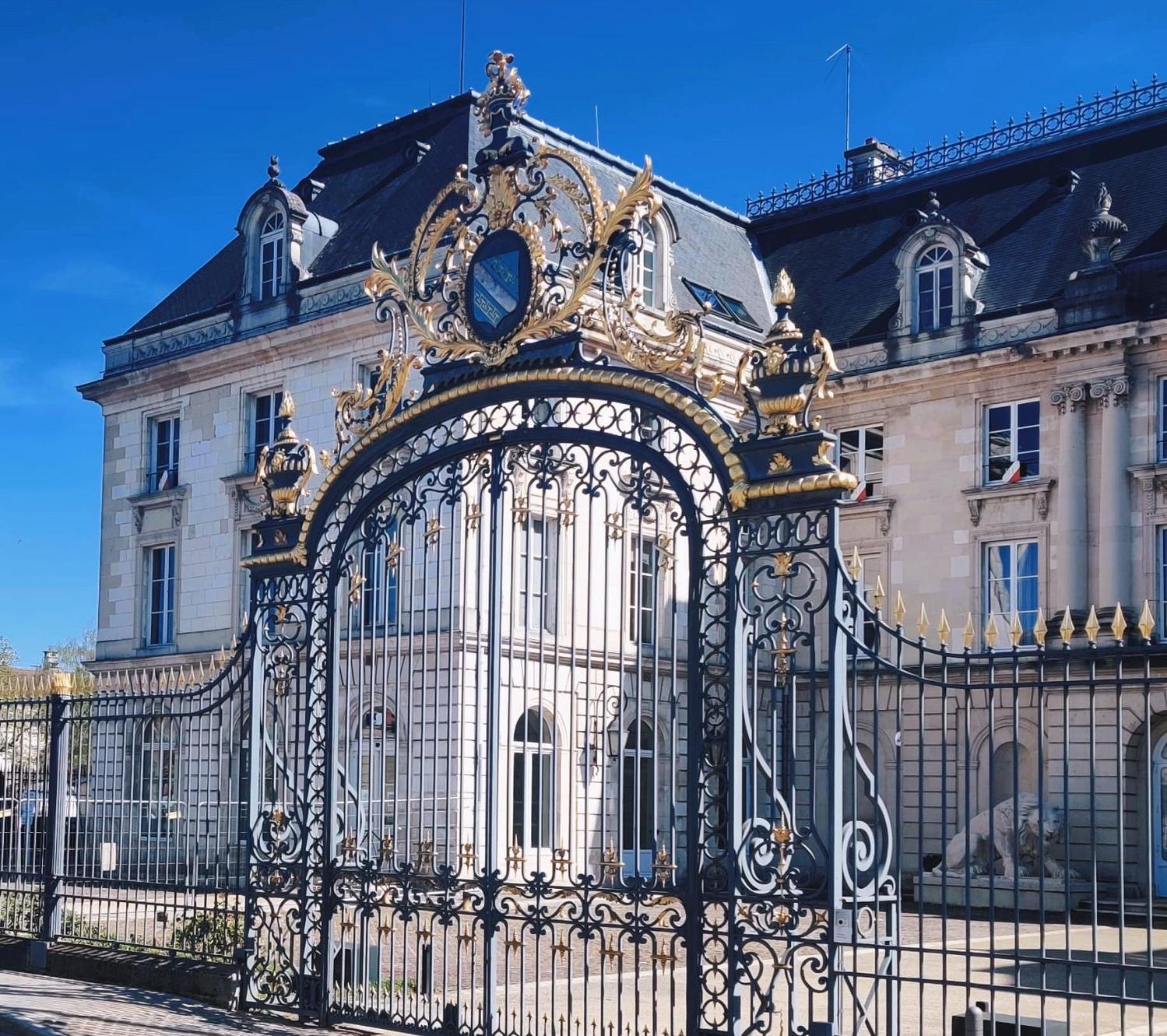 Au Coeur De Troyes - Calme Et Confort Apartment Ngoại thất bức ảnh