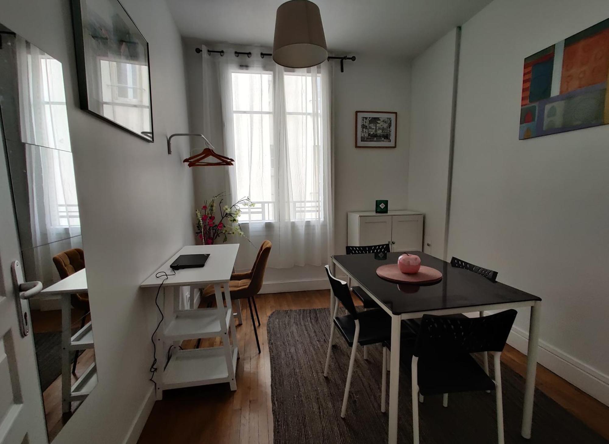 Au Coeur De Troyes - Calme Et Confort Apartment Ngoại thất bức ảnh